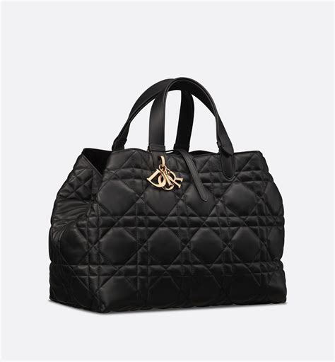 large dior toujours bag price|Large Dior Toujours Bag Black Macrocannage Grained Calfskin.